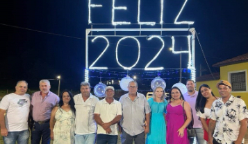 PREFEITURA DE TEJUPÁ REALIZA FESTIVIDADE DE FINAL DE ANO